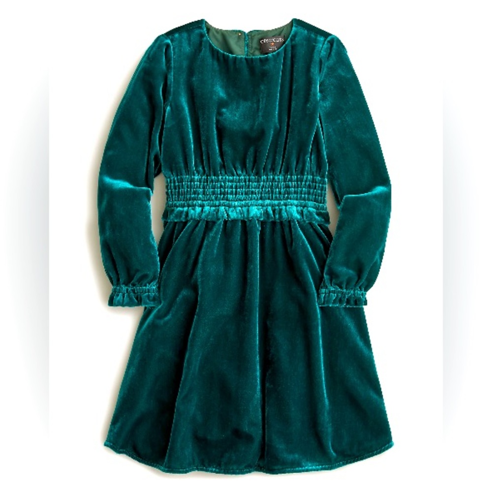 Crewcuts, brand new dress , size 5T. Easy long sleeves, comfy smocking